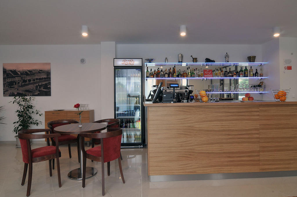 פרשוב Hotel Belier מראה חיצוני תמונה