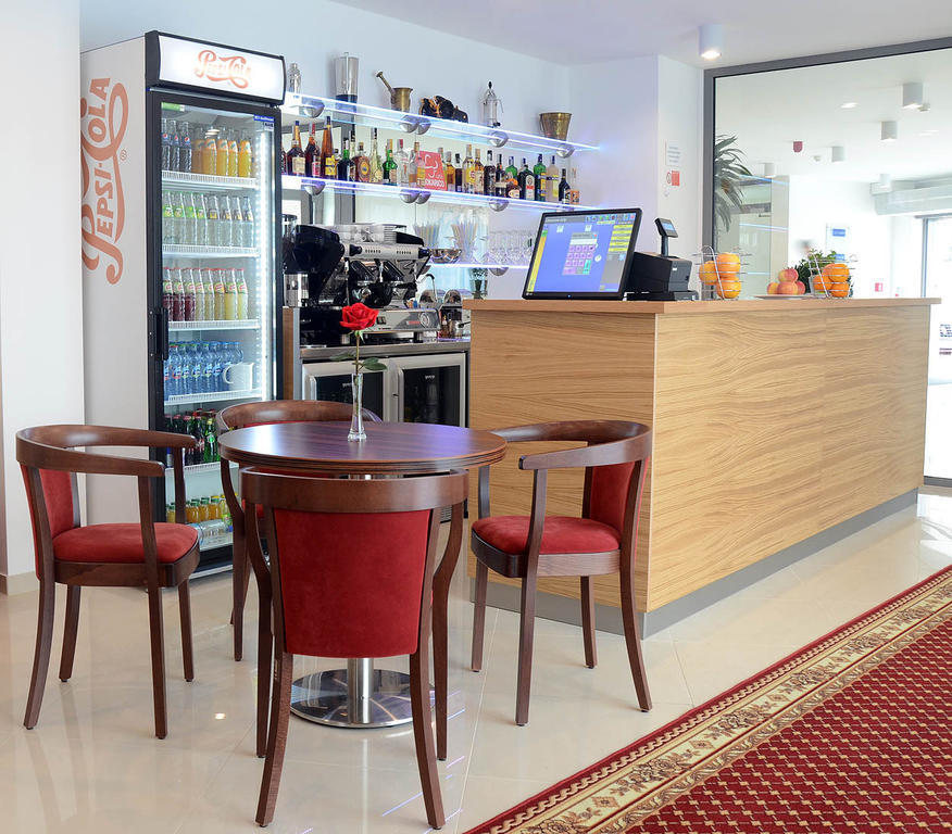 פרשוב Hotel Belier מראה חיצוני תמונה